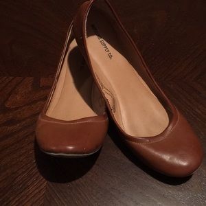 Brown flats
